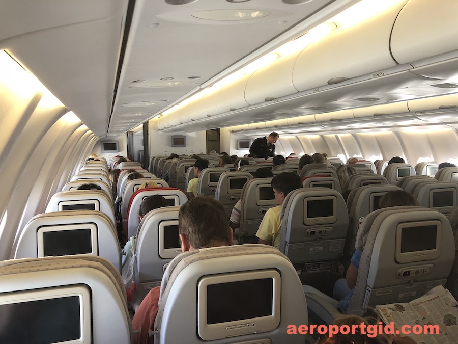 Салон Aerobus A330-200 компании Nordwind