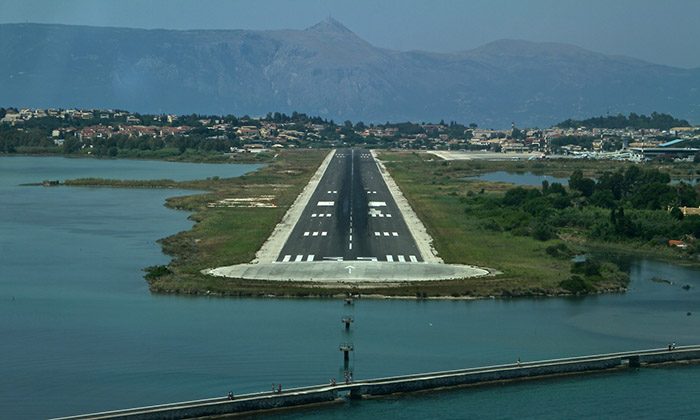 ВПП аэропорта Корфу